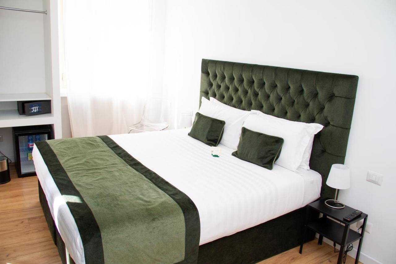 Home At Rome St. Peter Guest House Roma Exterior foto